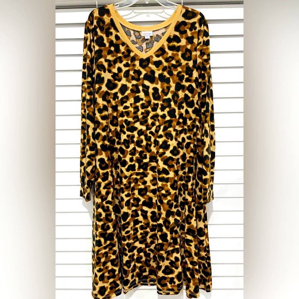 LuLaRoe Animal Print Leopard Tan Brown Black VNeck Long Sleeve Pullover Dress XL